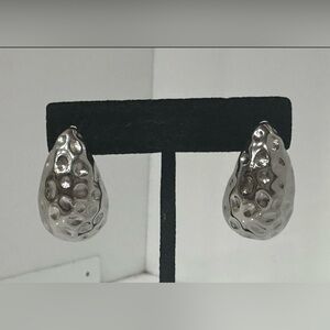 Chic Silver Hammered Earrings
